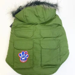 Hot Canada Pooch Everest Explorer hundejakke Militærgrøn 66 cm nr 26 Hundetøj Til Hvalpe - Varme Dækkener Og Sko Til Trygge Gåture|Hundetøj Til Alle Hunde Med Varme Dækkener Og Sko
