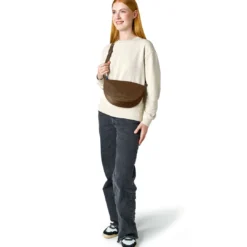 Outlet Crossbody taske Charlotte i brun Hunter Tasker I Læder|Tilbehør Til Hund - Alt Til En Glad Og Tryg Hverdag For Din Bedste Ven