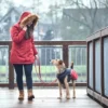 Hot Uppsala COZY Hundefrakke Rød-Sort 35 cm Hundetøj Til Hvalpe - Varme Dækkener Og Sko Til Trygge Gåture|Hundetøj Til Alle Hunde Med Varme Dækkener Og Sko