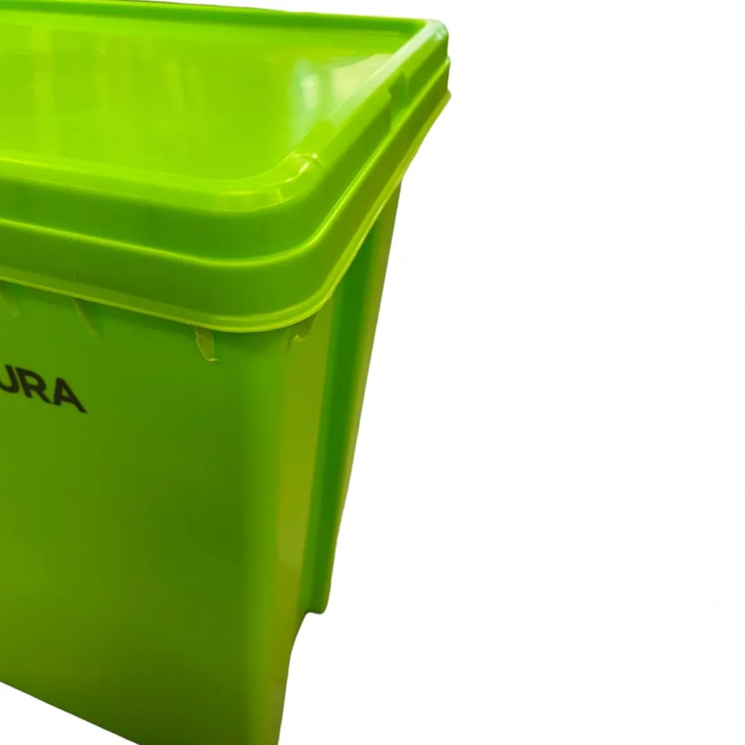 Hot Natura Diet Firkantet Foderspand 15 kg - Praktisk opbevaring af hundefoder Hundefoder|Kattefoder & Snacks